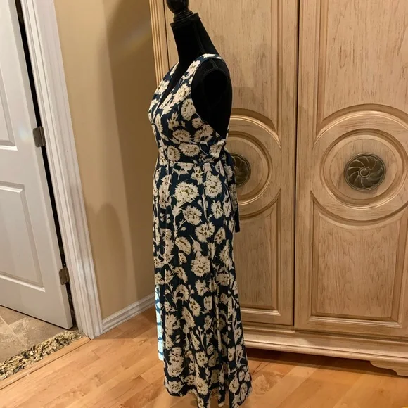 Nicholas Haisley green floral Dress Size 4 NWT